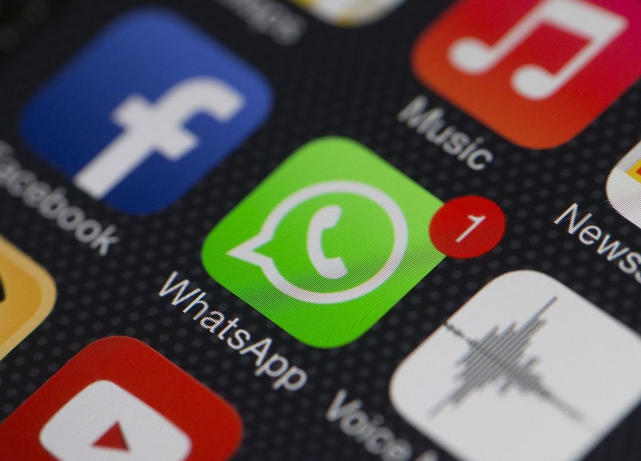 How to turn on disappearing messages on WhatsApp